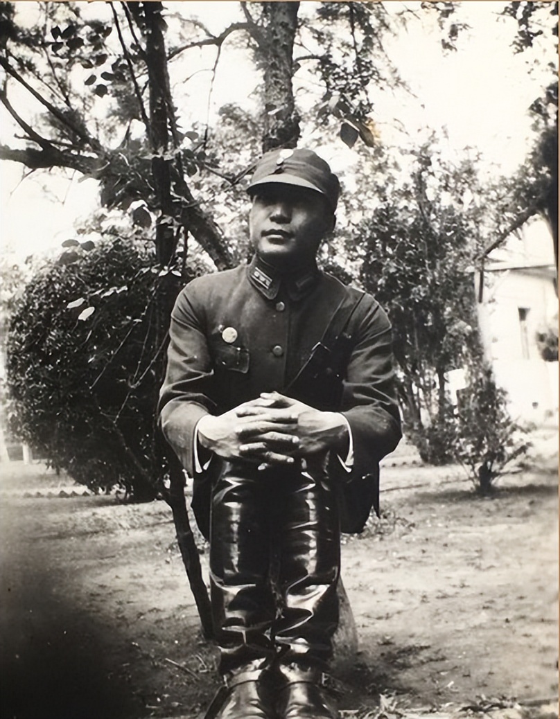 陈尔晋夫妇牺牲后,七个子女天各一方,一直到1984年才在大陆团聚