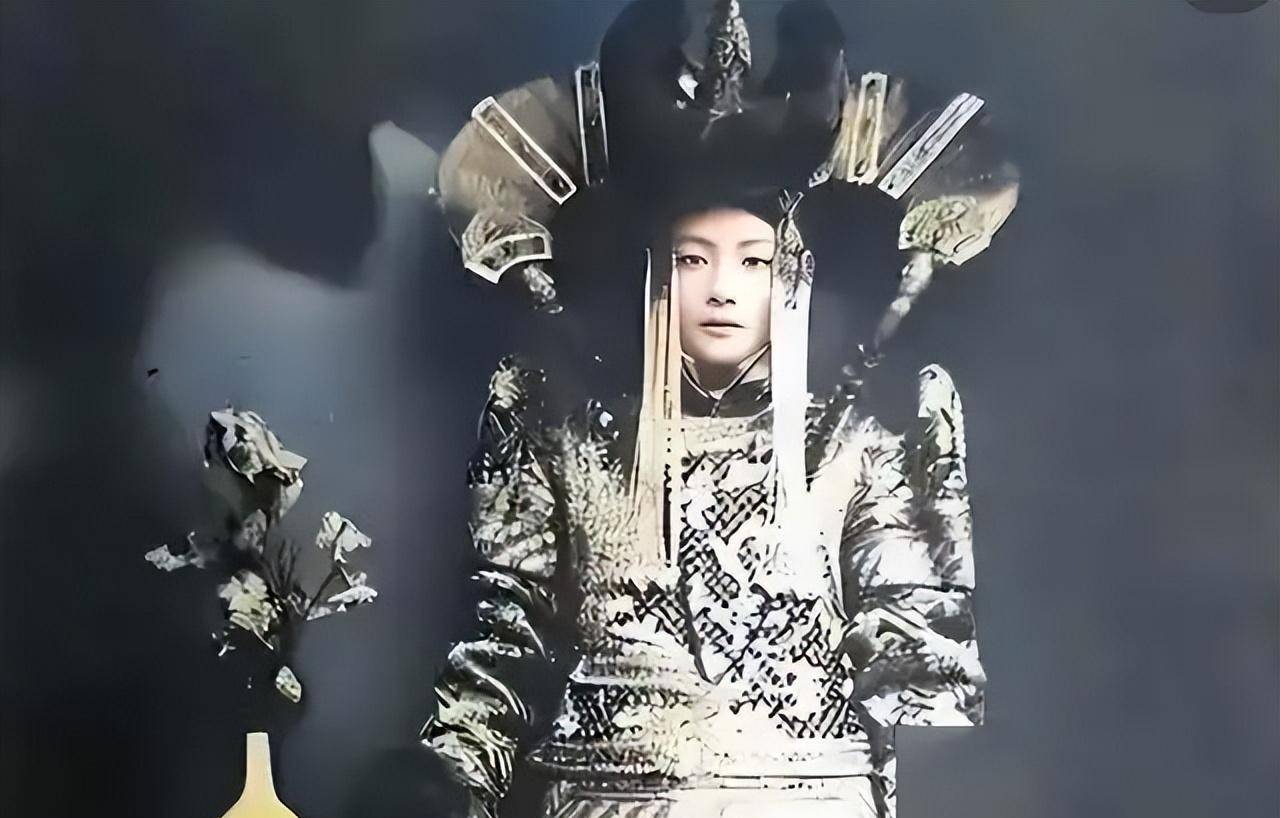 蒙古末代皇后在1938年被斯大林杀害前,换上华丽的民族服坦然赴死