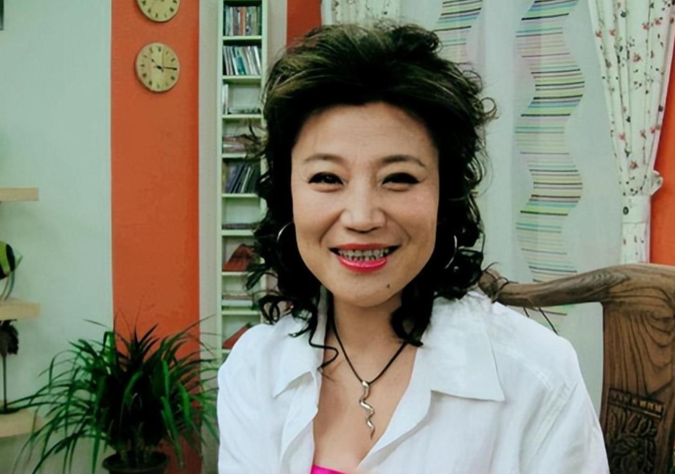 小香玉近况揭秘:20年离婚真相,王为念选择离异的背后