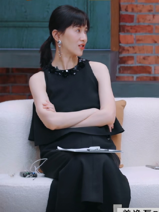 papi酱自曝和老公分床睡,原因让人意外,导师:能接受丨再见爱人