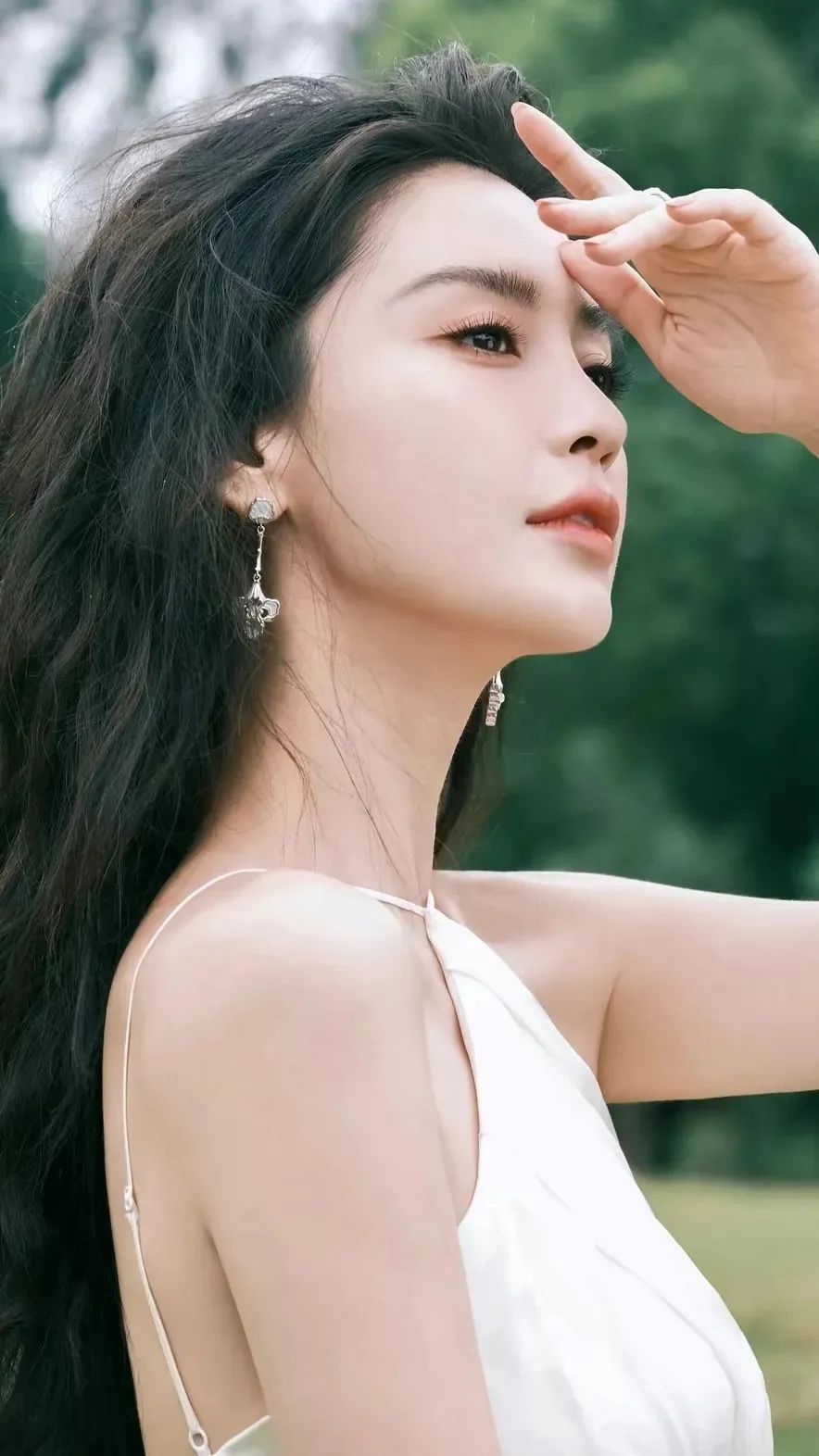 杨颖 angelababy:白月光美图,每次看都惊艳无比!