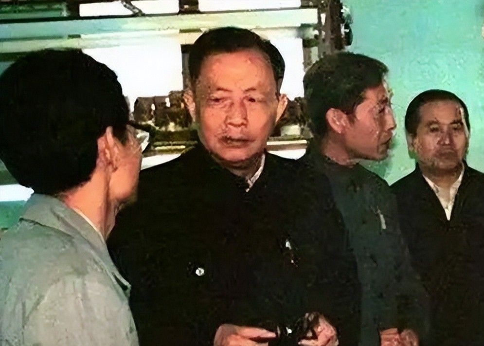 44岁任北京副市长!前安徽省委书记张劲夫之子,凭啥娶副总女儿?