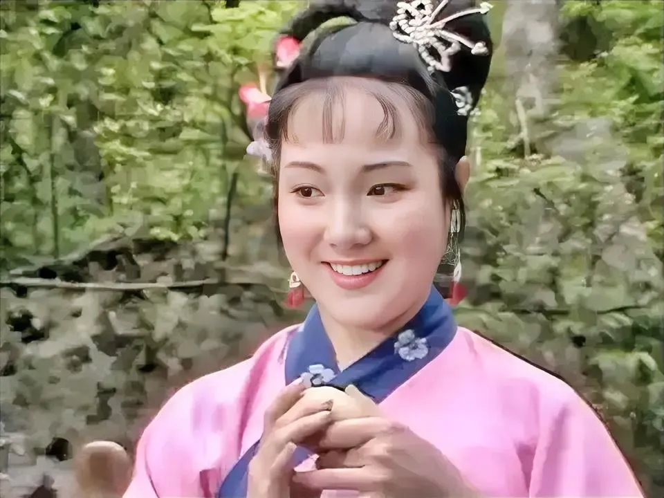 黄梅戏演员,杨俊,参演过《西游记》,扮演三打白骨精里的村姑,赚了85块