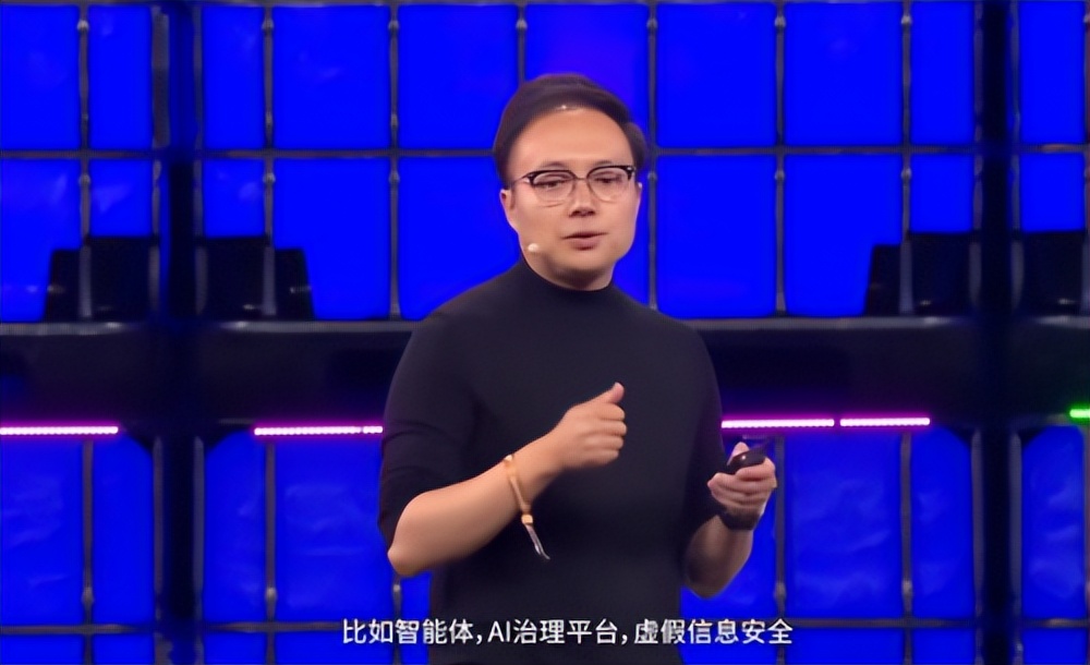 web summit聚焦未来科技,特斯联艾渝展望iaas驱动的智能未来