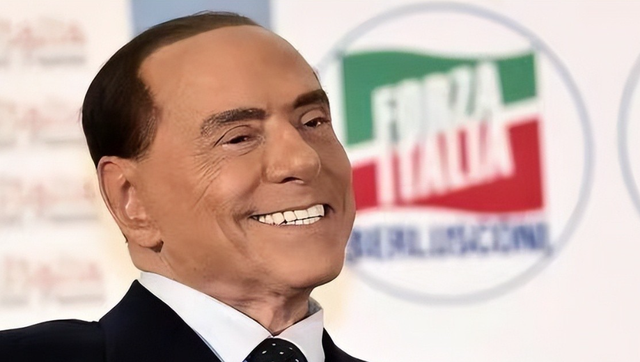 贝卢斯科尼最后时刻身边的女性是谁?