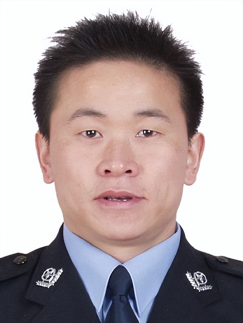 贵州省黔南州公安局现任领导简介