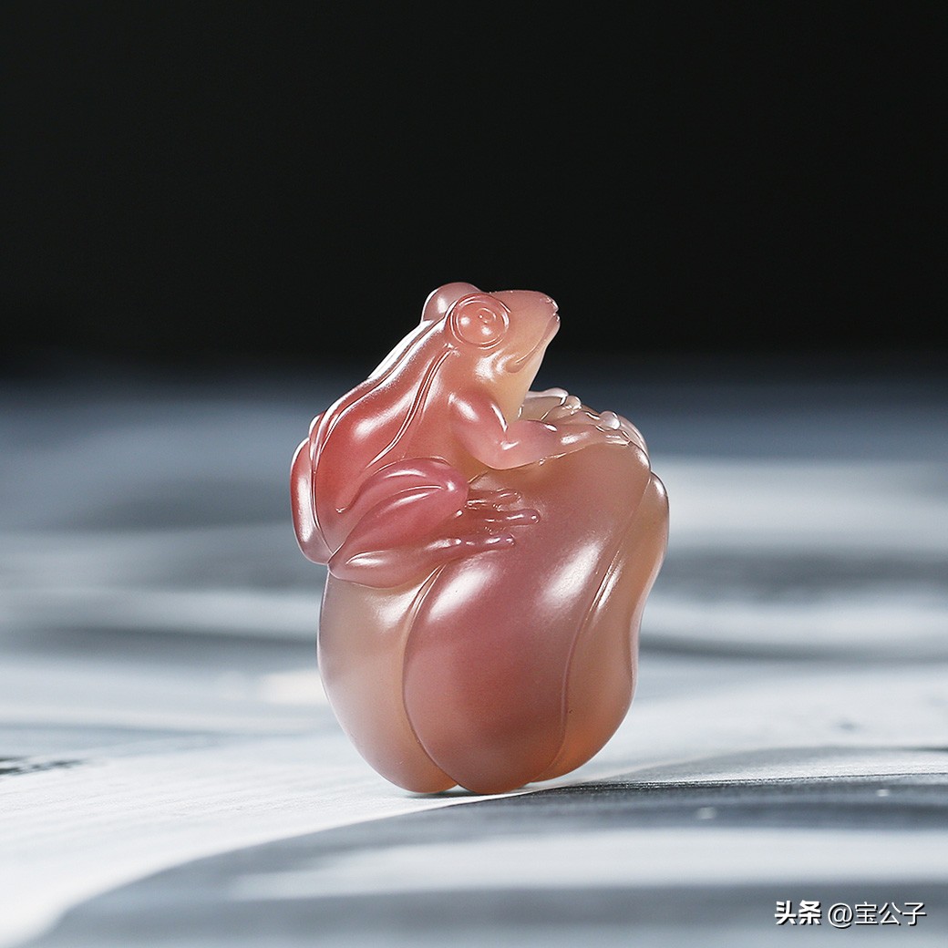 玉雕青蛙,呱呱来财,一鸣惊人