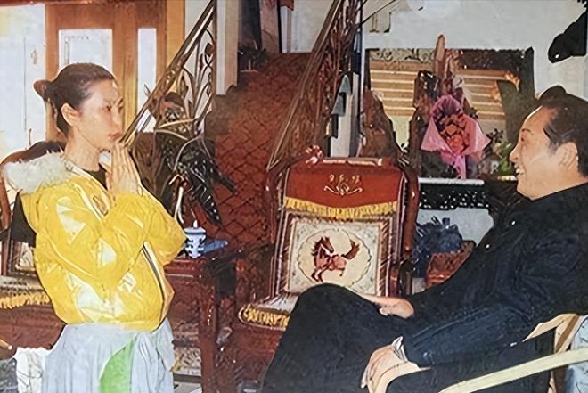 "气功大师"王林:让几十名女明星一丝不挂,进行"床上开光"?