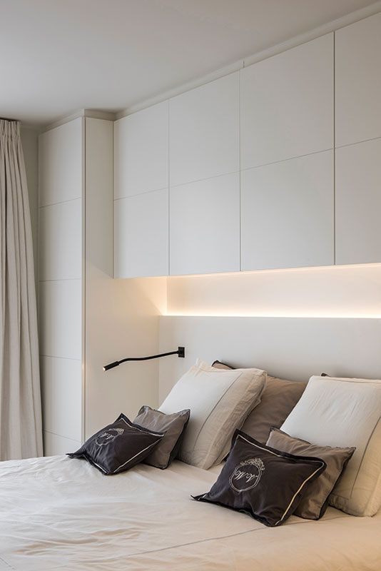 传统床头柜已经慢慢淡出家庭,看看年轻人的新做法?