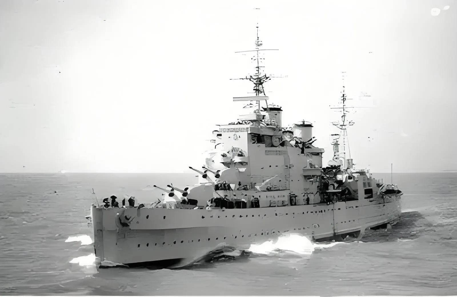 1949年,英舰无视解放军警告横行长江,接连三艘军舰舰长被炸重伤