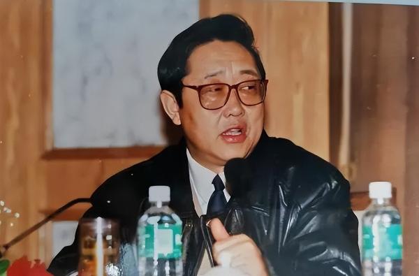 孙文盛毕生:40岁晋升正厅级,50岁执掌山西省长,59岁跻身正部级