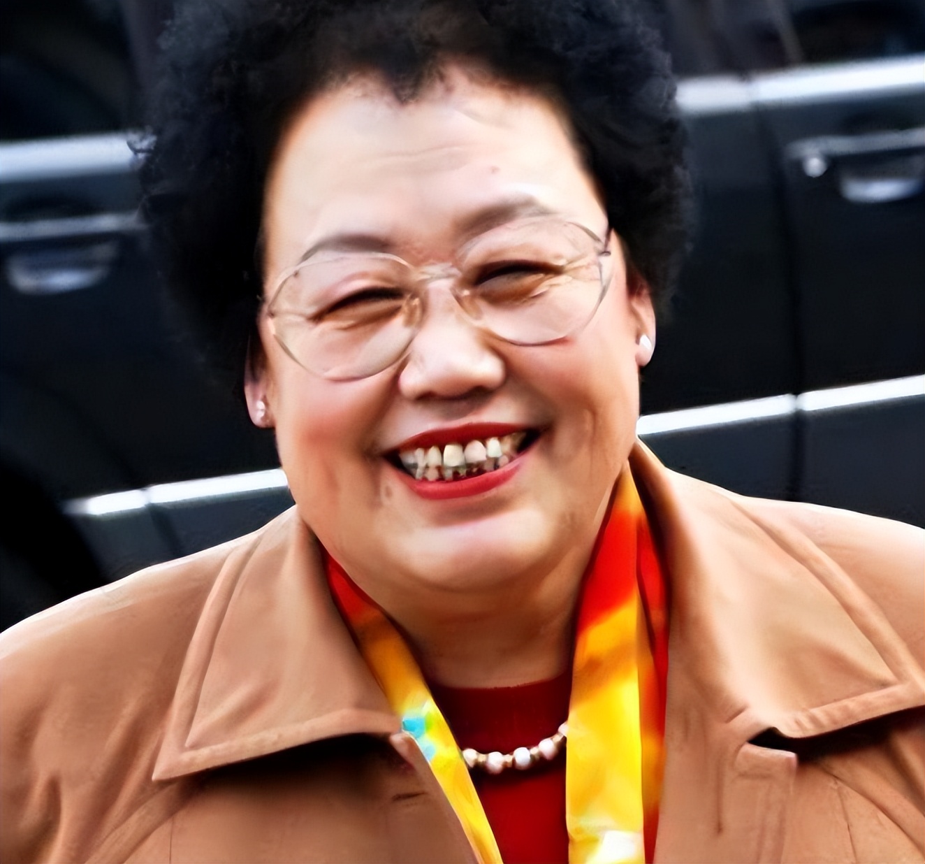 但极少有人知道,陈丽华本人其实是内地第一富婆.18年,陈丽华立下遗嘱.