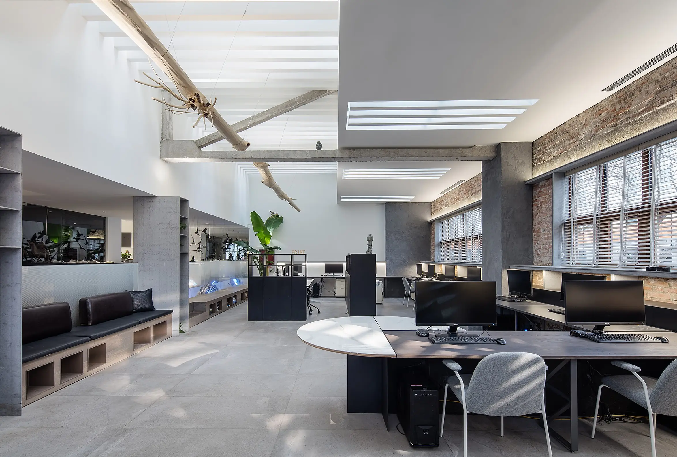 陕西办公室装修风水设计布局,写字楼公司装修设计