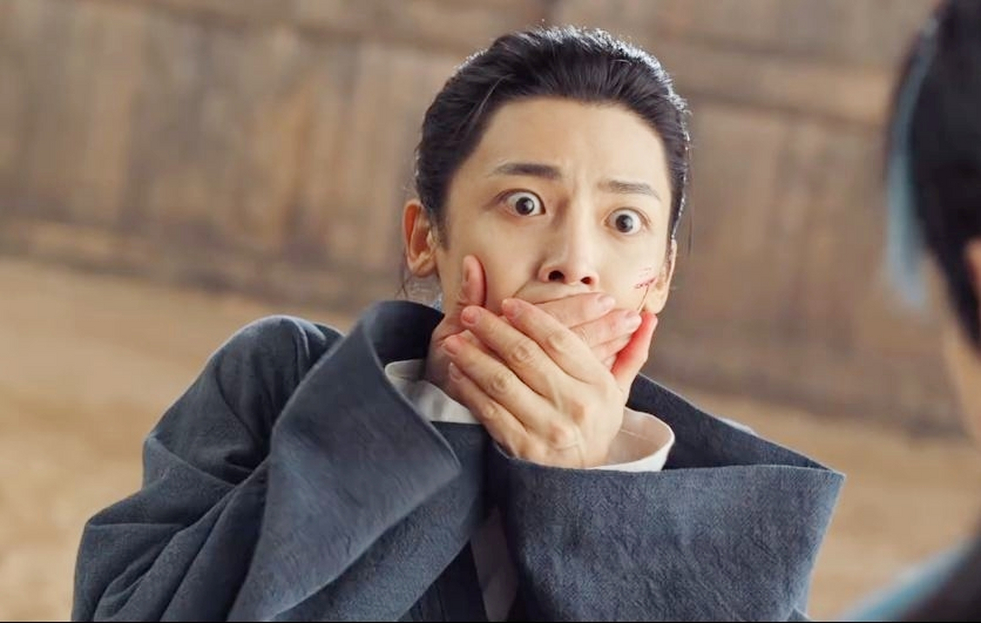 不记得就再刷一遍剧吧[滑稽] 话说王道长闭着眼都那么好看!