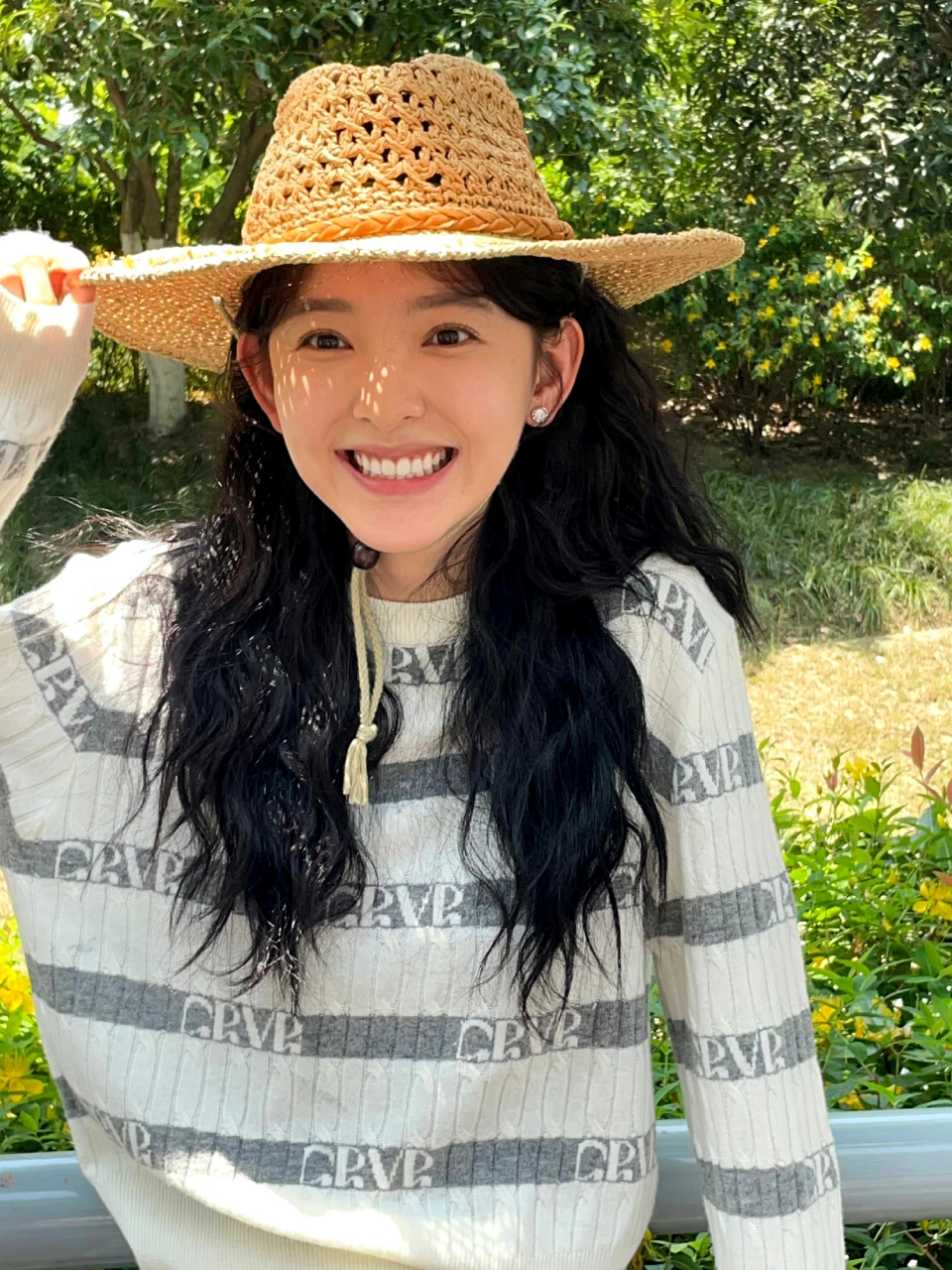 好喜欢章若楠的牙齿