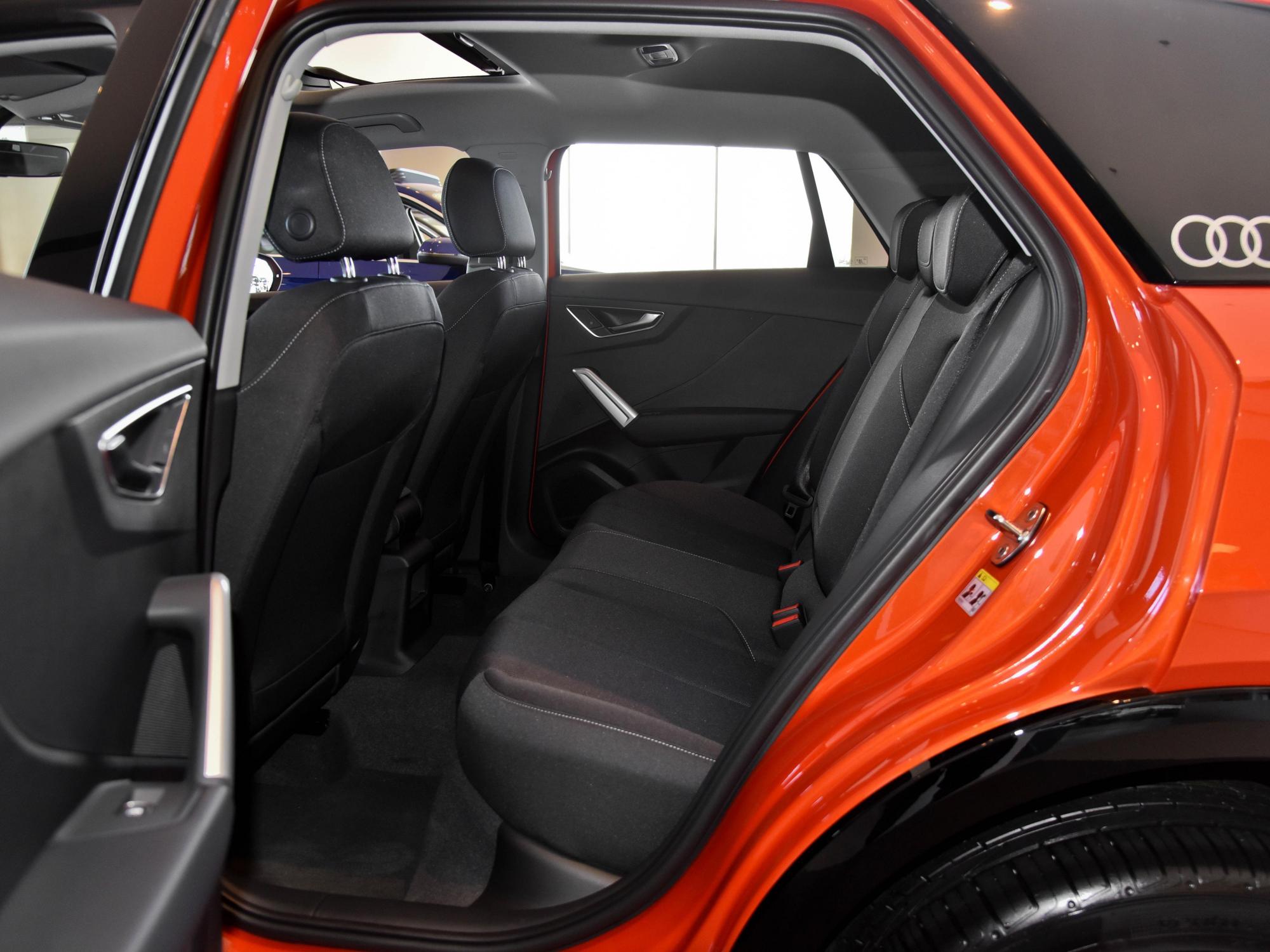 小型豪华suv可以买吗,动力空间究竟怎样,实拍奥迪q2l