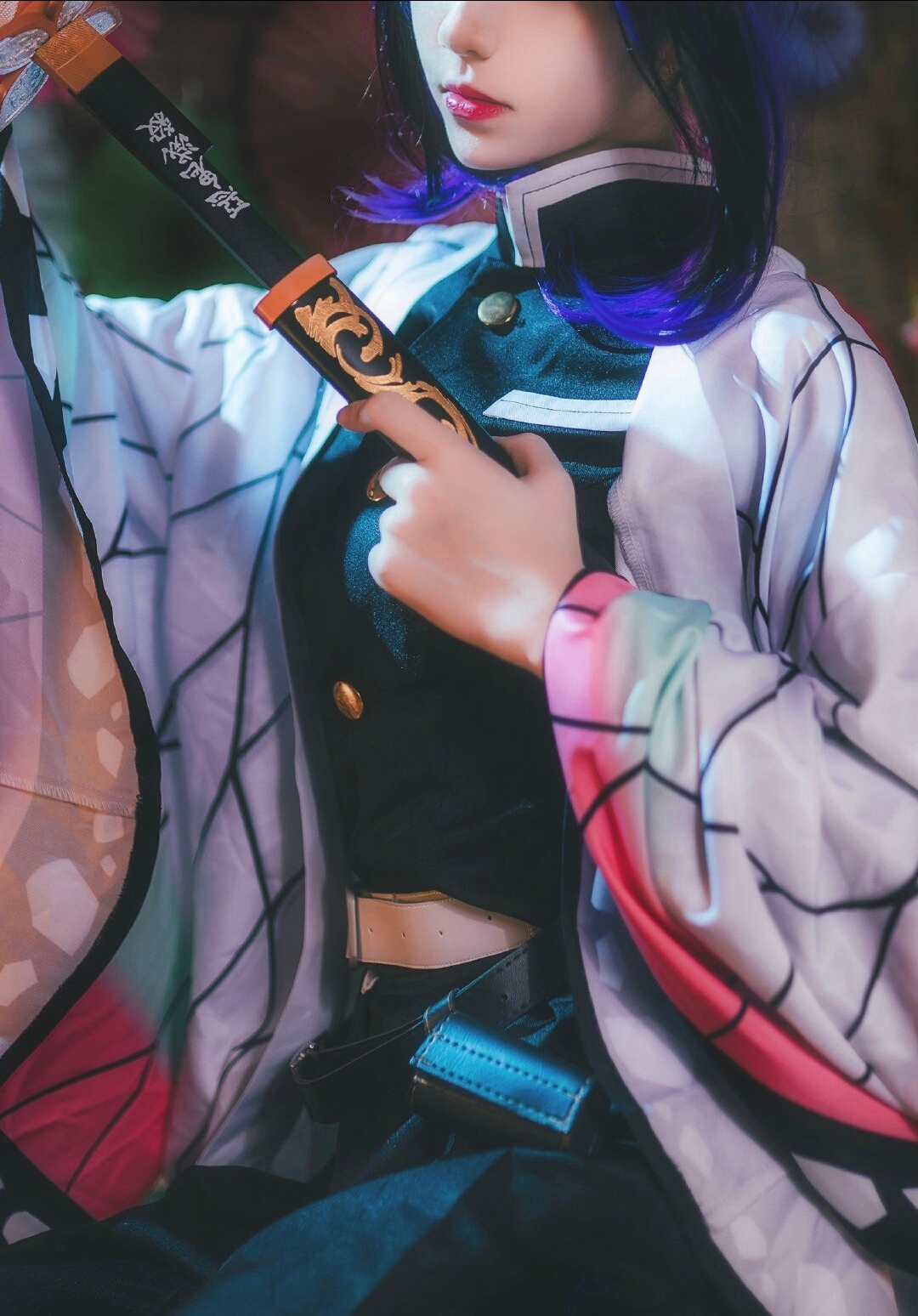 二次元动漫鬼灭之刃蝴蝶忍cos:蝶屋之主,淑女倾城!