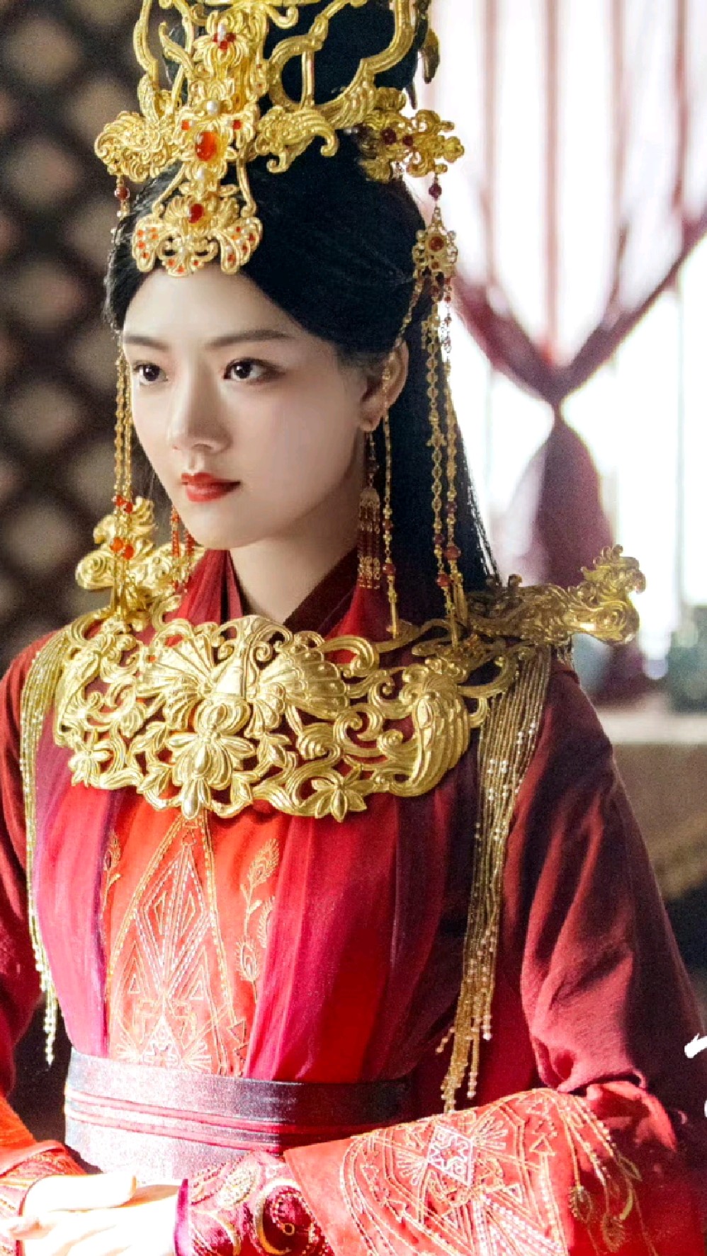 《玉骨遥》任敏婚服造型被吐槽难看