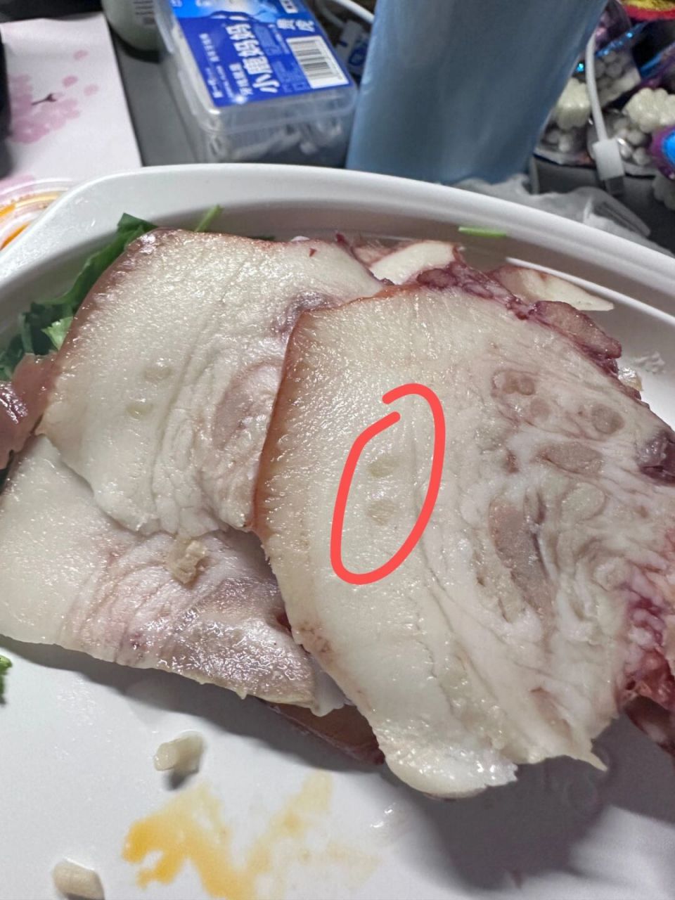 这是淋巴肉吗?现在都不敢吃这份了.