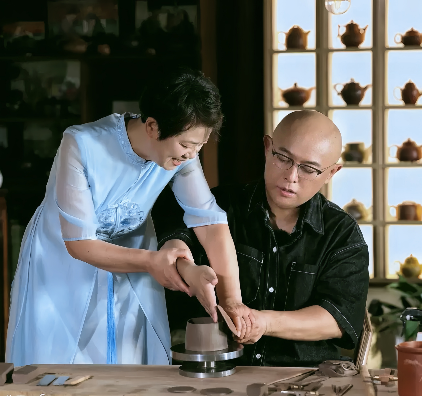 备受瞩目的孟非近日再度亮相!