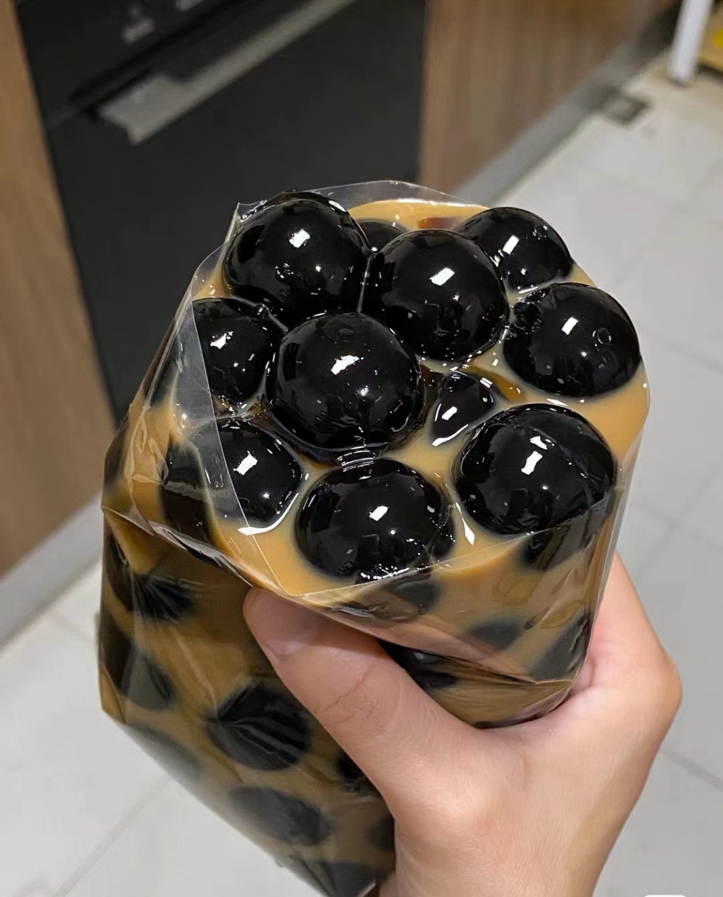 请你喝超级大珍珠奶茶