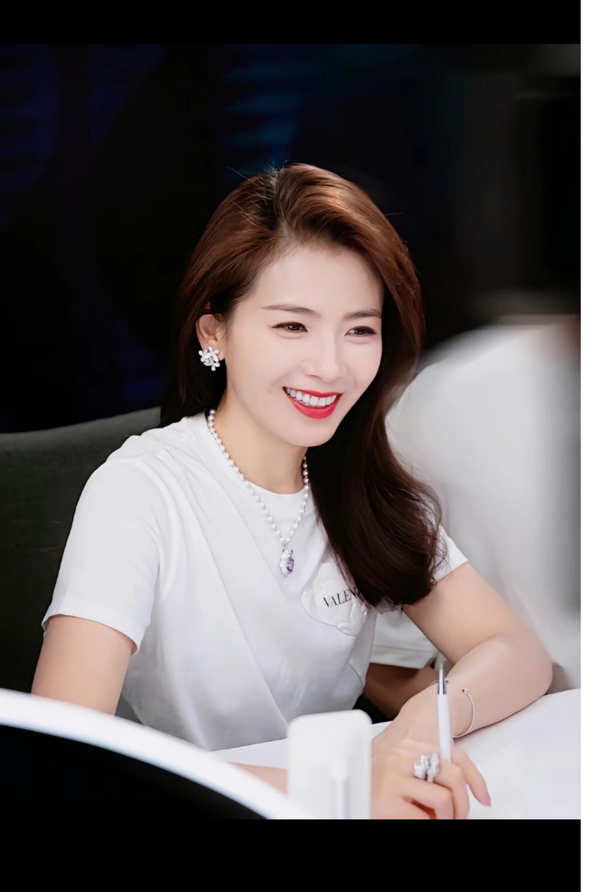 刘涛年轻飘亮相片