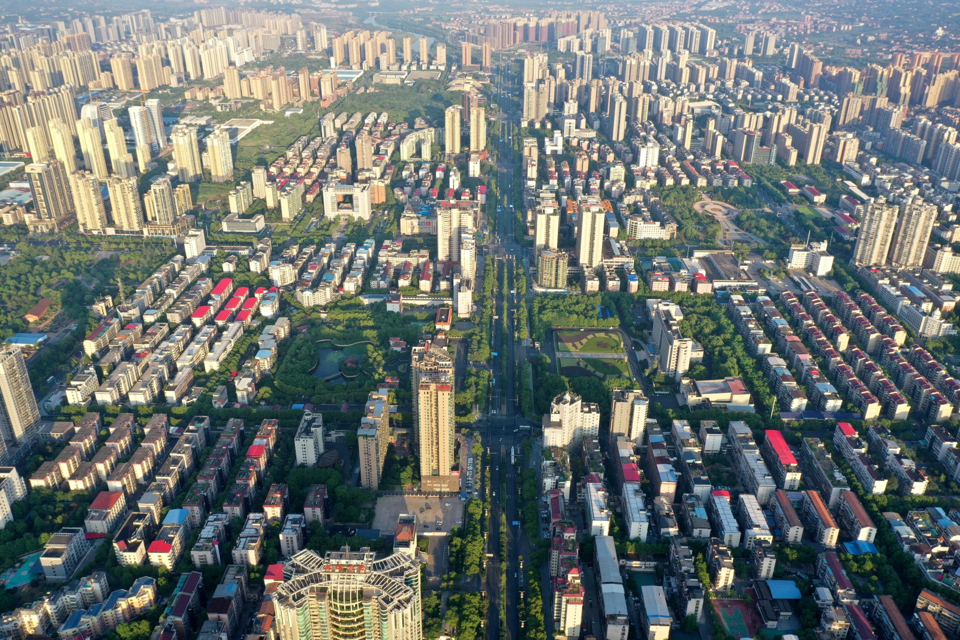 航拍视角下的湖南衡阳国家高新区.