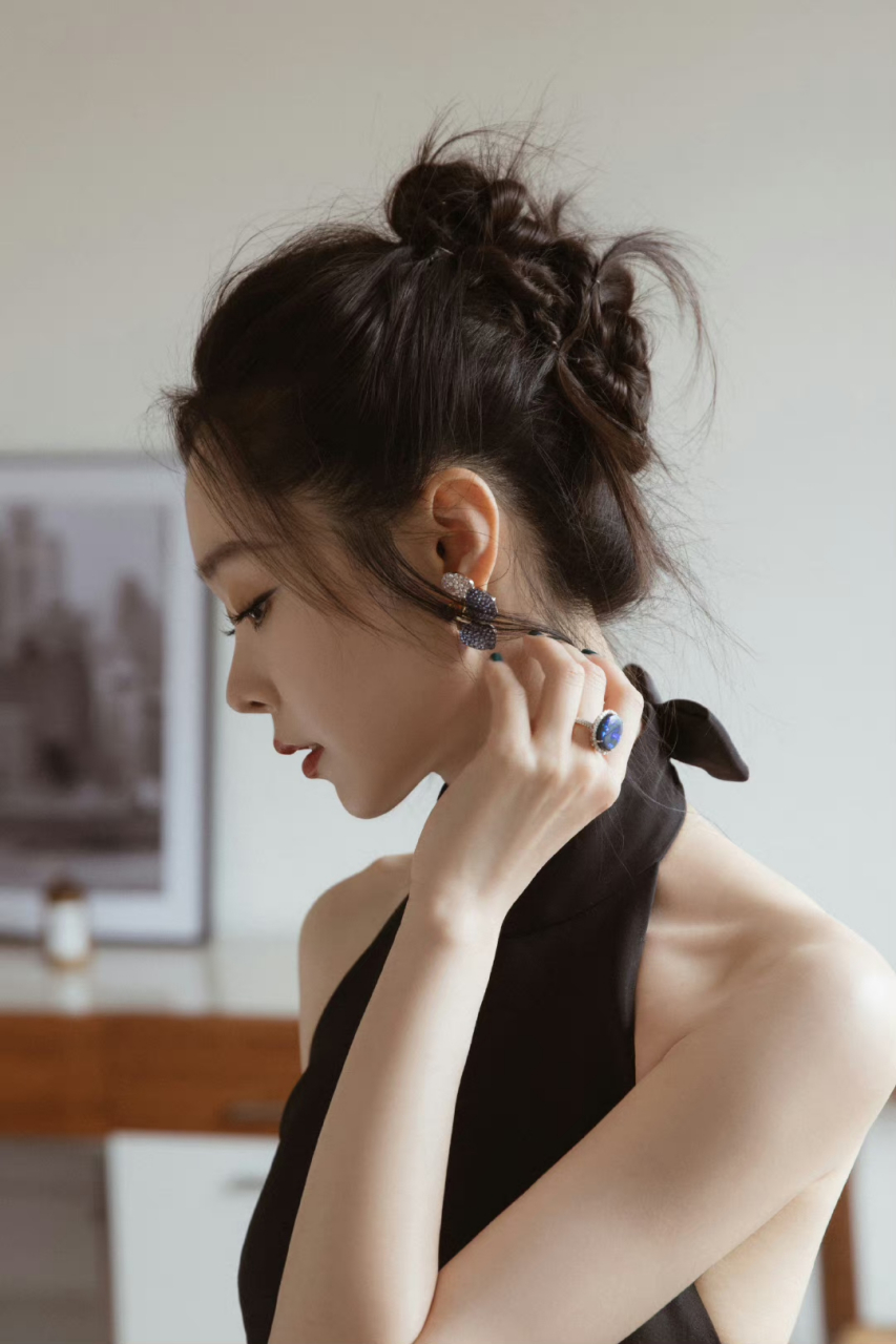 宋轶的颜值真的好美啊!美背美丽又性感!#养眼美女