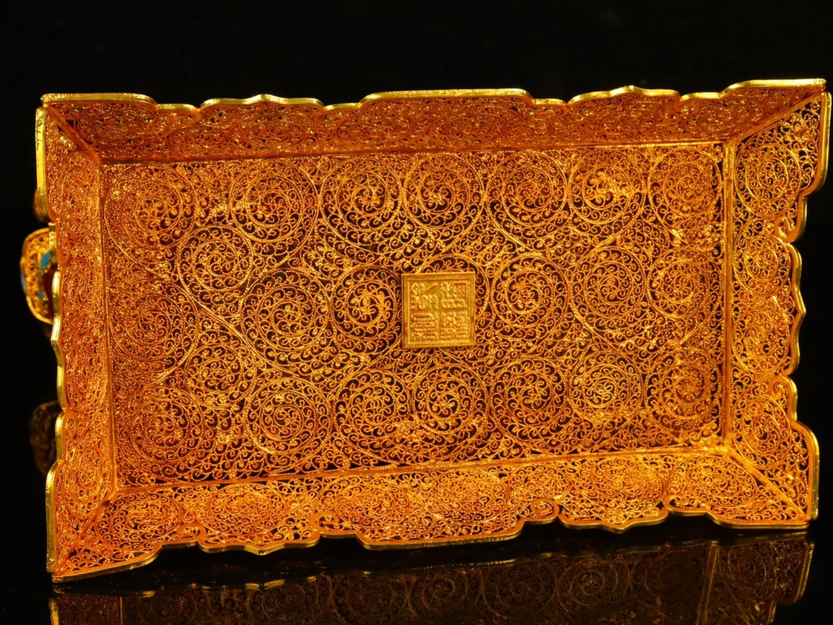 珍藏花丝工艺镶嵌宝石龙船摆件,尺寸长27厘米,宽13厘米.高32厘米.