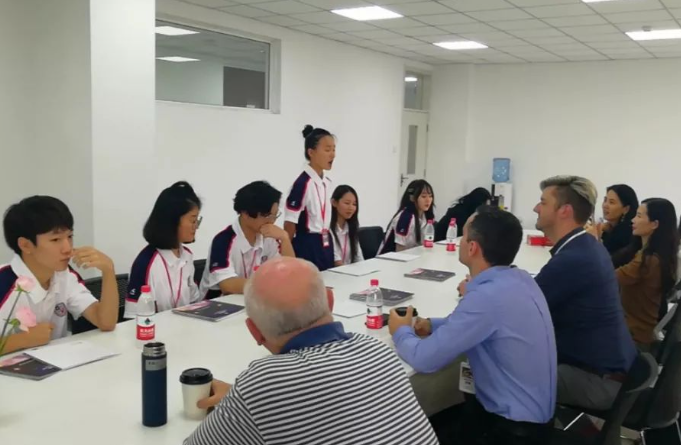 中育贝拉国际高中日本班的课程设置