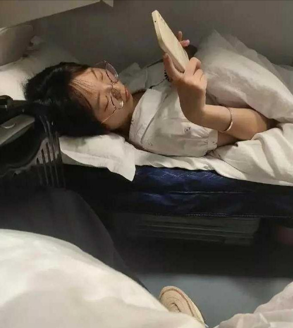 坐火车遇到的,要是我主动一点,结局会不会不一样?