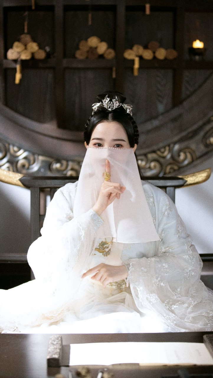 女星白衣古装装扮欣赏,你最喜欢哪个装扮?