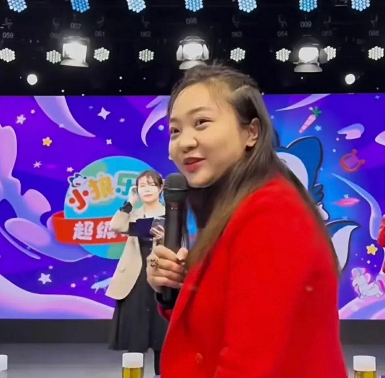 遗传不好的基因真的很可怕,林妙可妈妈的身材就是"矮胖型",现在她也