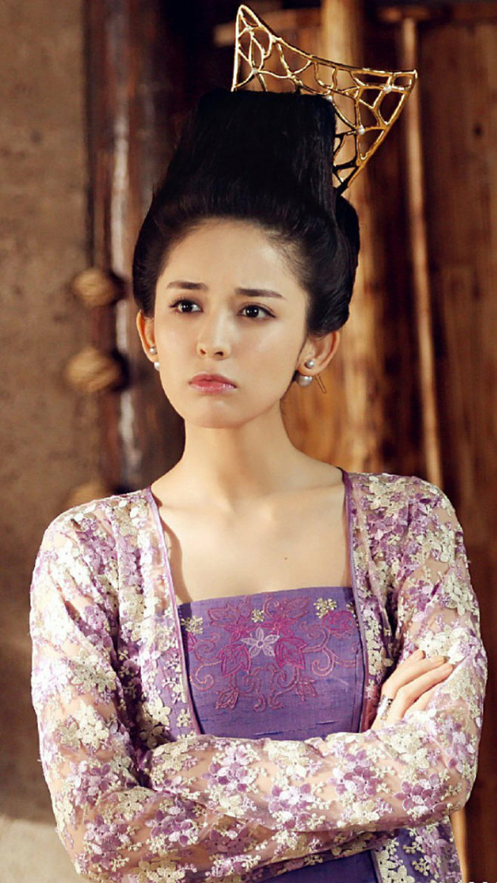 古力娜扎之陶恒(恒娘),《青丘狐传说》里的千年九尾白狐,法力无边,敢