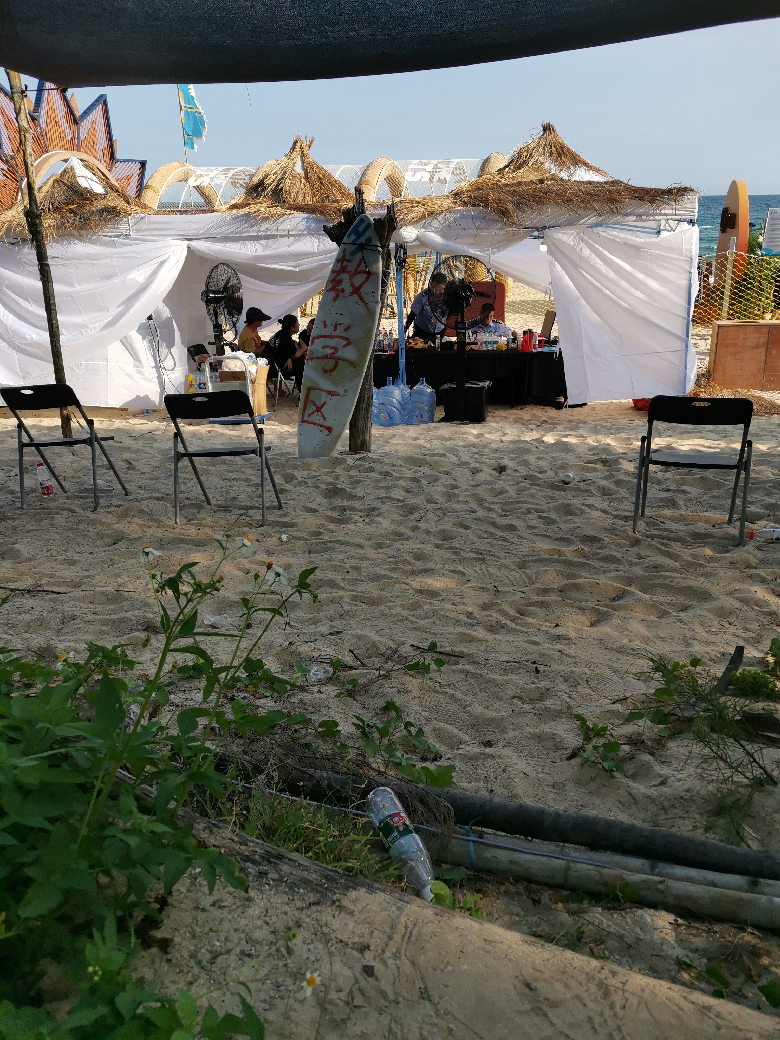 今天深圳大鹏新区西涌海滩音乐节