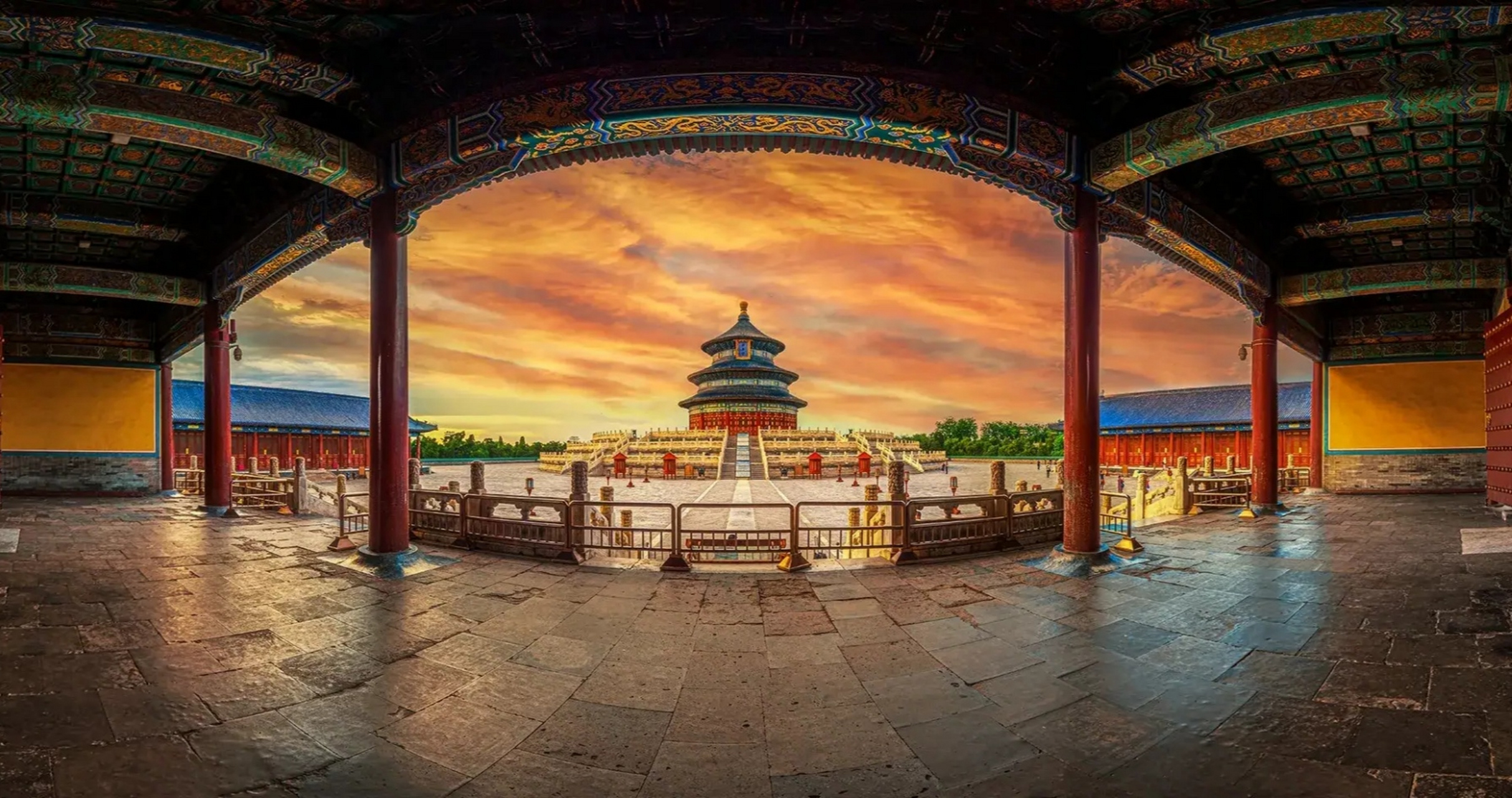 霞光漫天的故宫#摄影# #中国美景大赏# #旅行