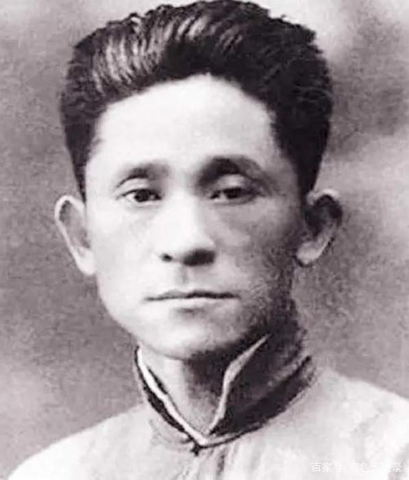 段克文歪曲事实,文强撰文怒斥:他军衔是假的