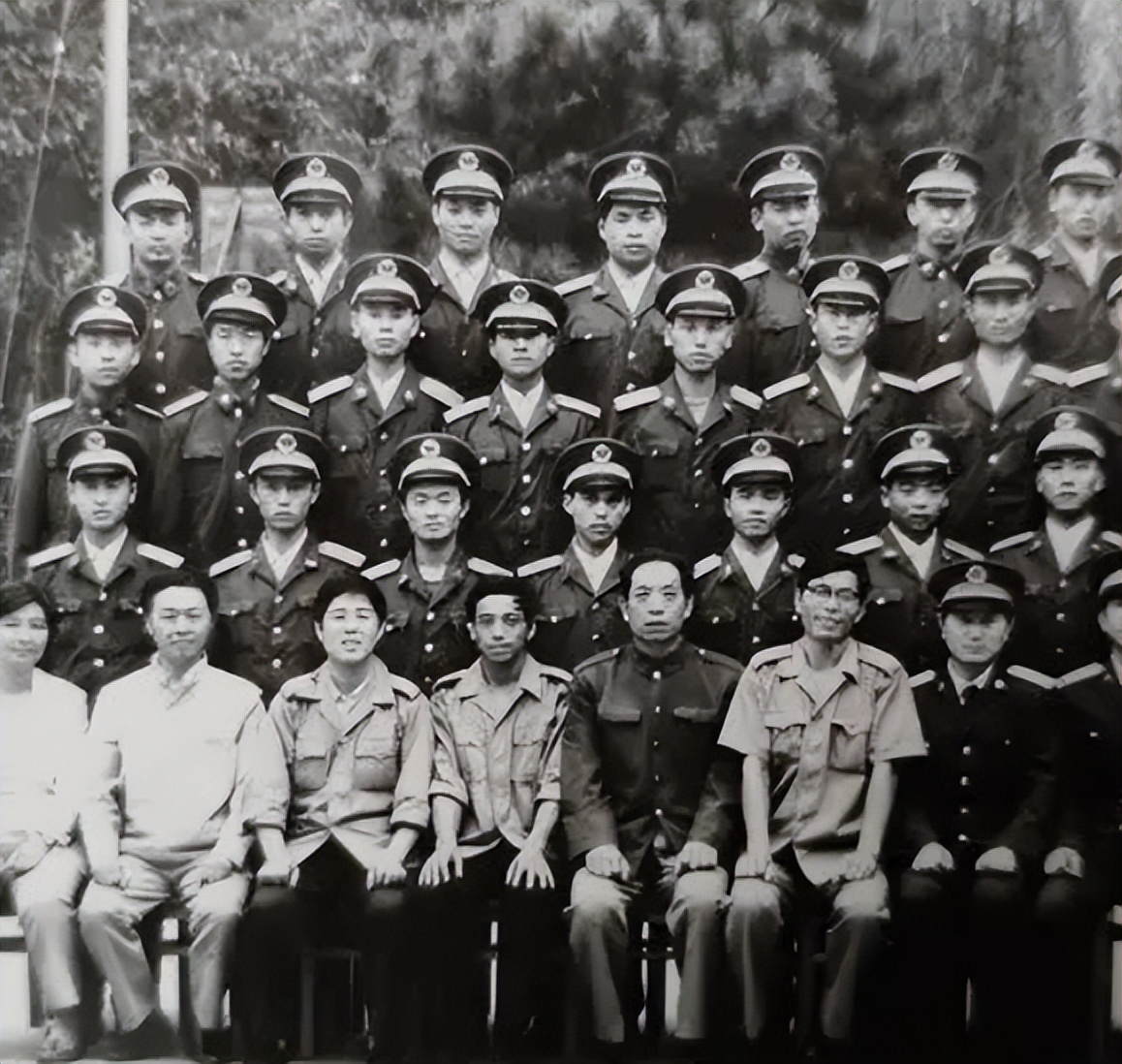 他62岁被授予上将,一手创建朱日和,曾是北京军区第九任司令