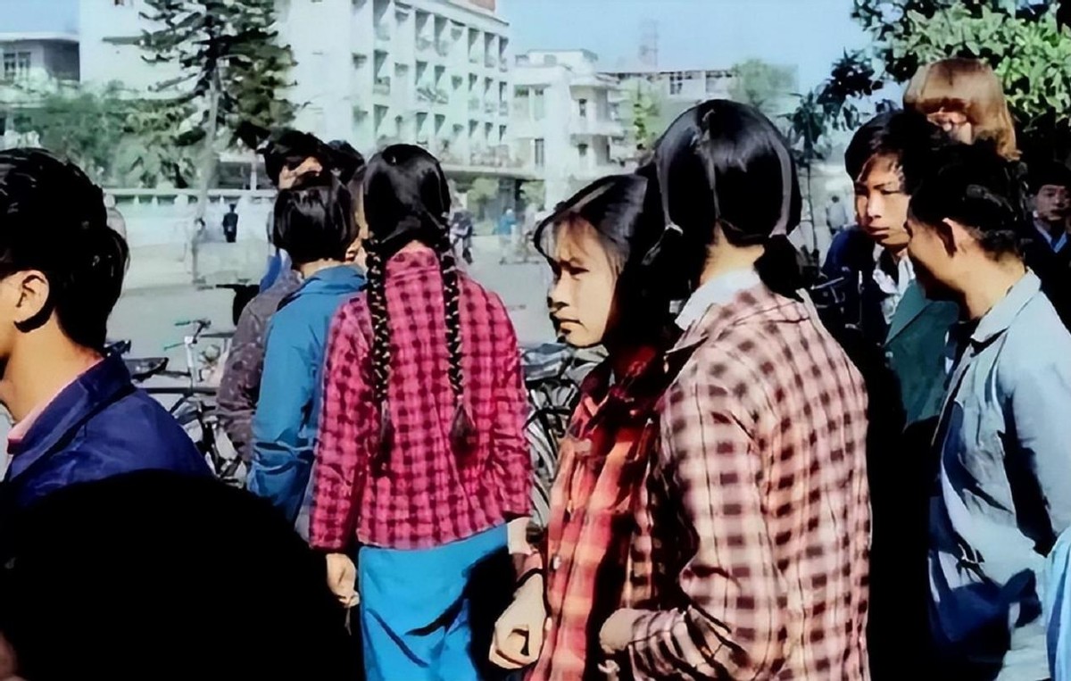 回顾:七八十年代流行的"的确良",是种什么面料?为何"消失"了?