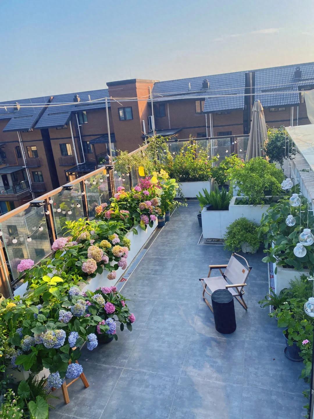 有一种尴尬叫买了"顶楼露台",美是真美,住起来却一言难尽!