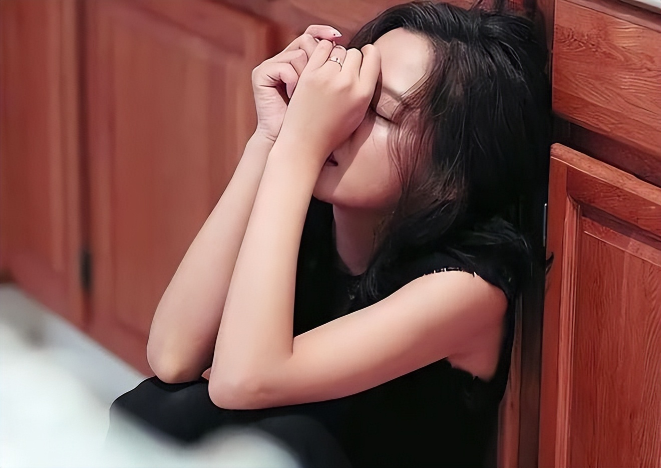 案例:上海婆婆拒付彩礼,准儿媳欲打胎分手,儿子将母亲活活打死