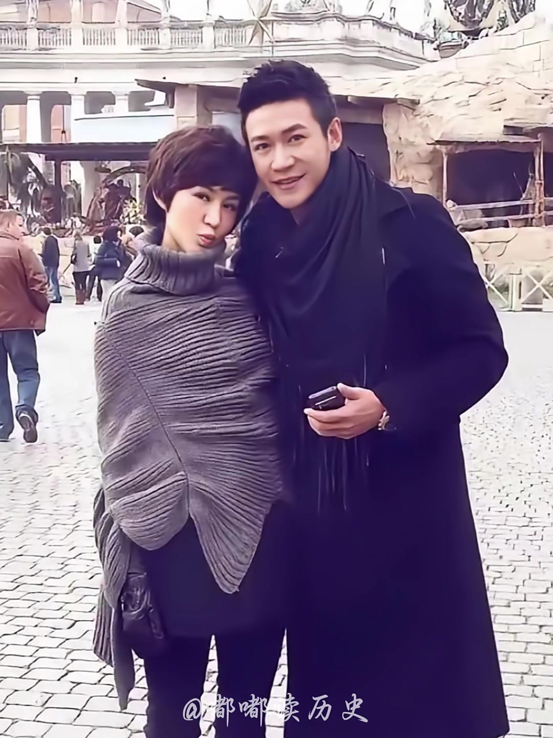 年轻时陆毅老婆鲍蕾真容,他说老婆外貌如秋月,仔细瞅瞅所言不虚