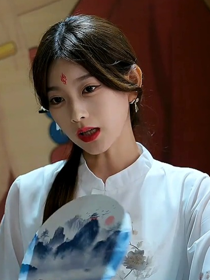 落魄魔女短剧免费观看全集