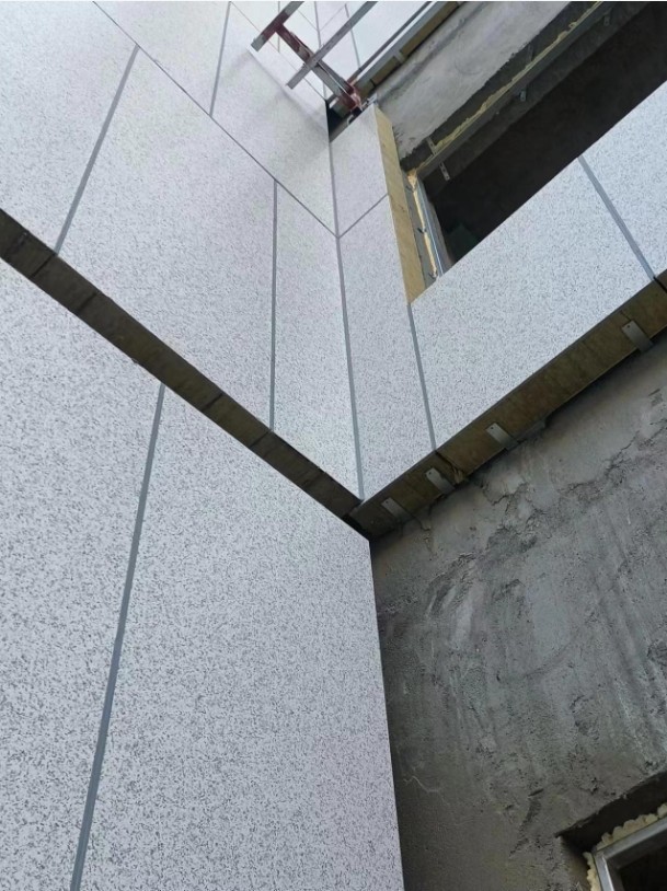 四川外墙保温一体板多少钱一平方