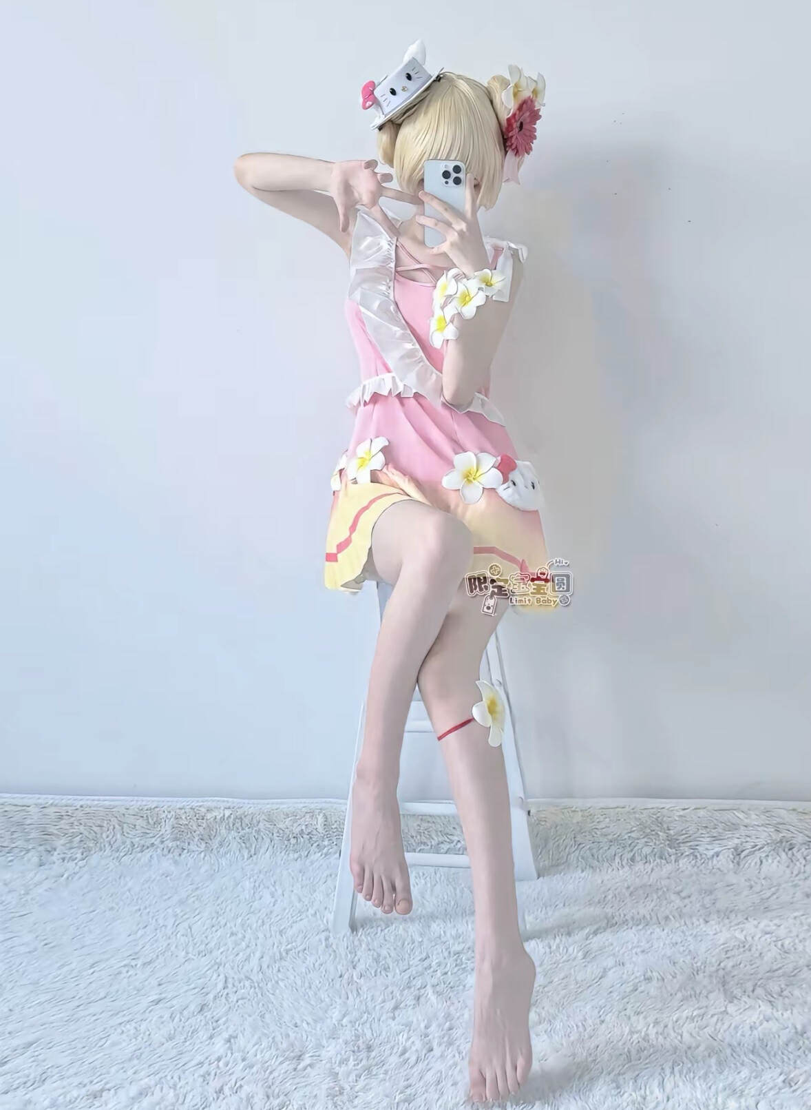 王者cos:比基尼小乔来啦!萝莉少女变御姐,腿又长又白