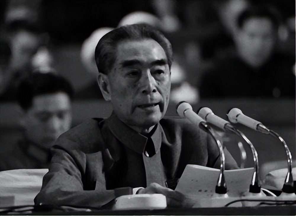 顾顺章叛变后,全家被秘密处决,周总理:是非曲直交给历史评价