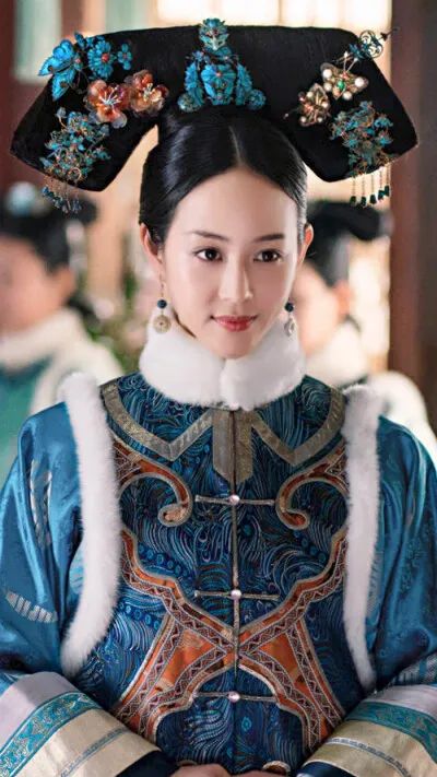 1791年的除夕夜,已经81岁高龄的乾隆皇帝,翻了永琪生母愉妃的牌子