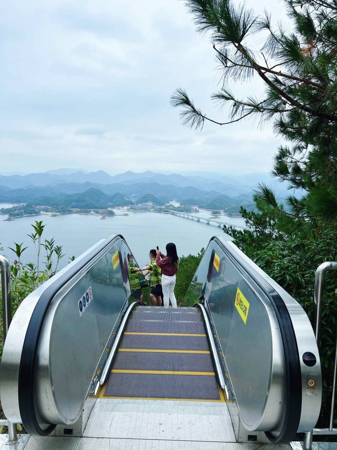 想看美景怕辛苦?别担心给大山安电梯爬这些山不用那么费腿