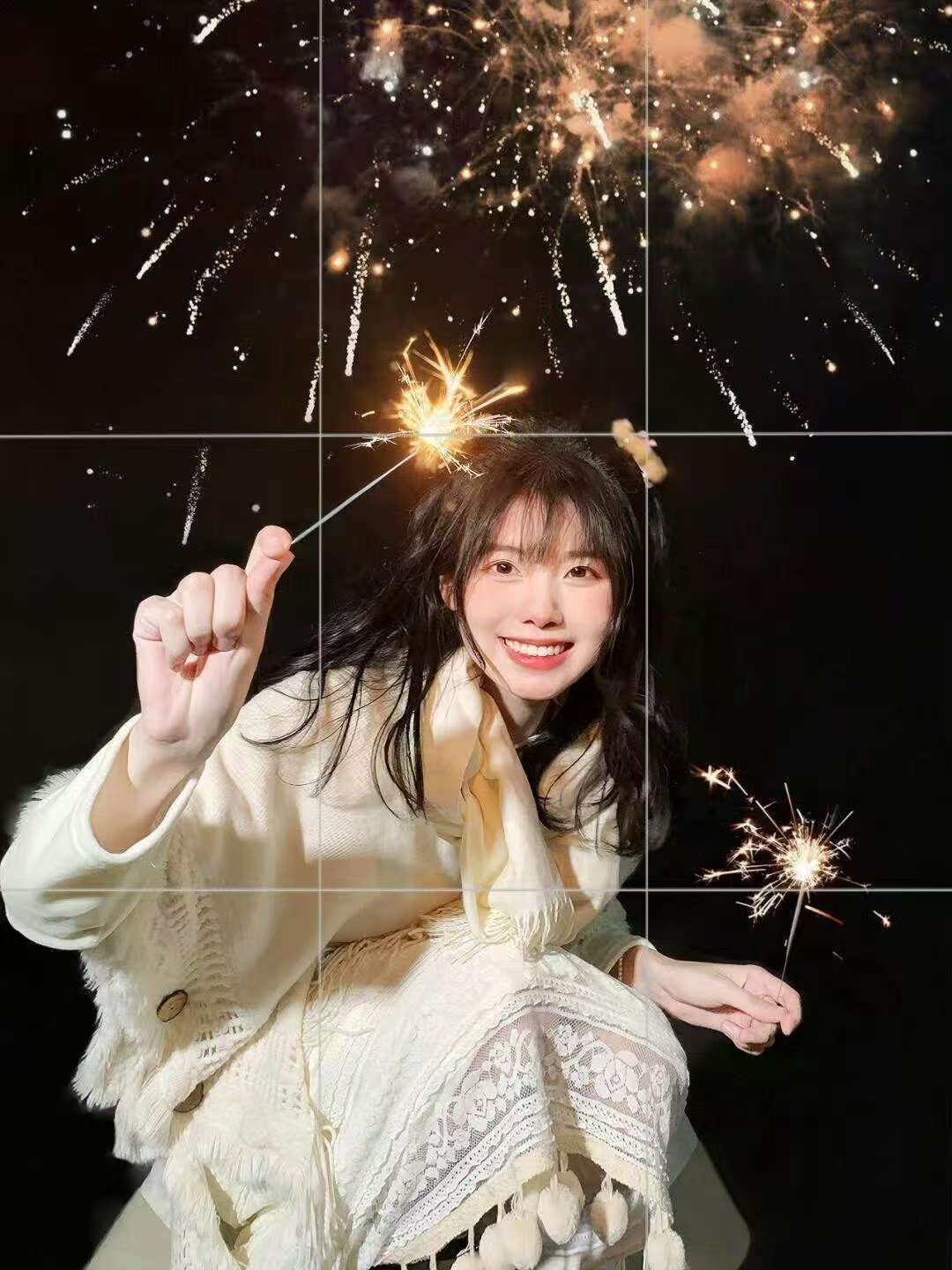 手拿仙女棒怎么拍?7个拍照姿势,拍出满满的新年氛围感人像照