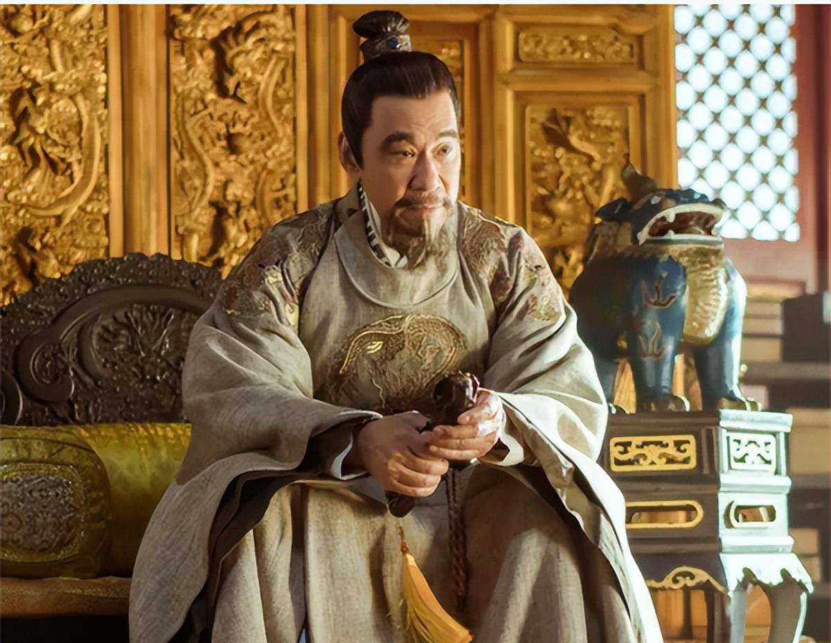 但朱元璋离世后,朱棣把握时机,以靖难为名起兵,从侄子朱允炆手中夺得